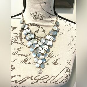 Vintage 1950’s Stunning, Cascading Mother of Pearl Bib Choker, EUC.